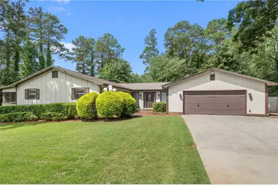 1204 Heritage Hills Circle, Snellville, GA 30078 - Photo 1