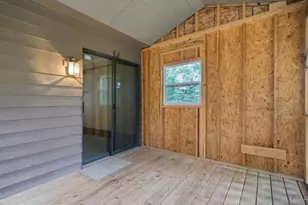 357 Kings Hill Ct, Lawrenceville, GA 30045 - Photo 11