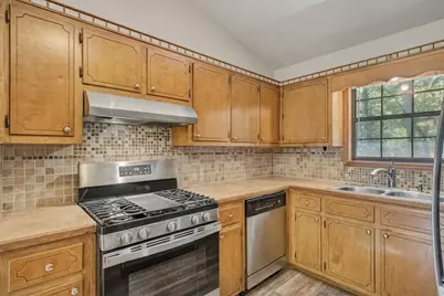 357 Kings Hill Court, Lawrenceville, GA 30045 - Photo 17