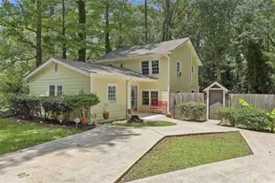 184 Fairview Dr, Fairburn, GA 30213 - Photo 1