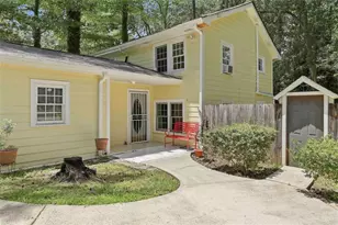 184 Fairview Dr, Fairburn, GA 30213 - Photo 5