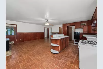 675 Holly Drive, Gainesville, GA 30501 - Photo 5
