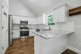 2706 Waymar Dr SW, Marietta, GA 30008 - Photo 13
