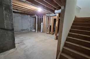 5760 Dovnick Dr SW, Lilburn, GA 30047 - Photo 33