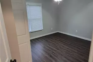5760 Dovnick Dr SW, Lilburn, GA 30047 - Photo 23