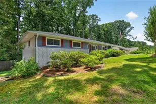 2500 Caladium Dr NE, Atlanta, GA 30345 - Photo 5