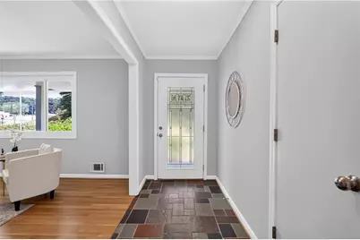2500 Caladium Drive NE, Atlanta, GA 30345 - Photo 9