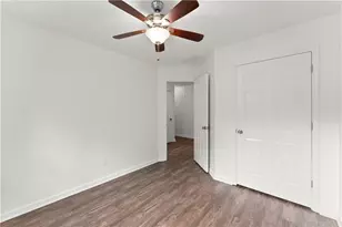 6000 Devonshire Dr, Flowery Branch, GA 30542 - Photo 33