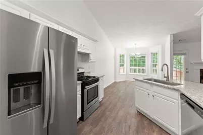 6000 Devonshire Drive, Flowery Branch, GA 30542 - Photo 17