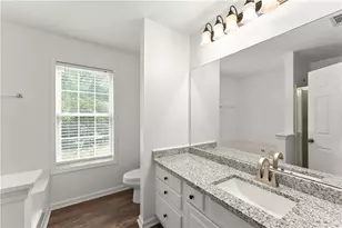 6000 Devonshire Dr, Flowery Branch, GA 30542 - Photo 23