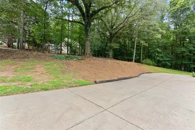 6000 Devonshire Drive, Flowery Branch, GA 30542 - Photo 41