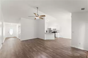 6000 Devonshire Dr, Flowery Branch, GA 30542 - Photo 9