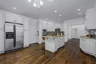 1509 Shadow Ridge Cir, Woodstock, GA 30189 - Photo 13