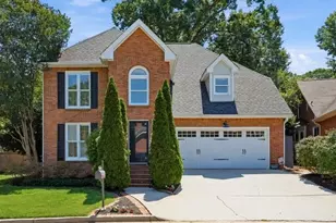 1527 Pangborn Station Dr, Decatur, GA 30033 - Photo 1