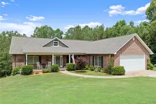 1020 Easy St, Toccoa, GA 30577 - Photo 1