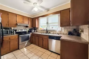 5824 Church St, Flowery Branch, GA 30542 - Photo 9