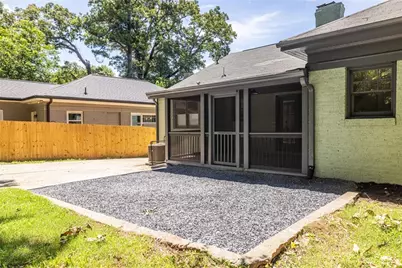 1615 Stokes Avenue SW, Atlanta, GA 30310 - Photo 83