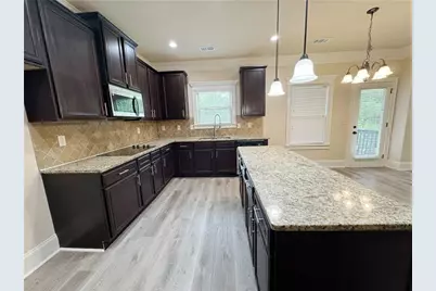 4440 Elvie Way, Hoschton, GA 30548 - Photo 9
