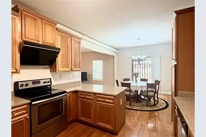 127 Thorncrest Court, Tucker, GA 30084 - Photo 11