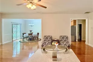 127 Thorncrest Ct, Tucker, GA 30084 - Photo 9