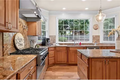 5490 Hampstead Way, Johns Creek, GA 30097 - Photo 5