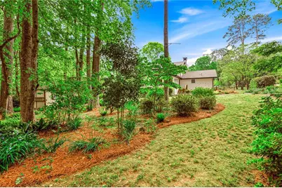 1111 Banbury Cross, Avondale Estates, GA 30002 - Photo 31