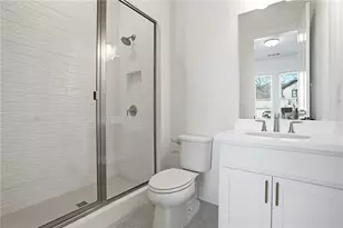17105 River Overlook Dr, Roswell, GA 30075 - Photo 13