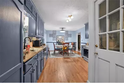 8198 Rockbridge Road, Lithonia, GA 30058 - Photo 13
