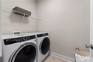 647 Smt Hl Wy, Cumming, GA 30040 - Photo 21