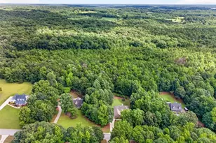 323 Oconee Ln, Commerce, GA 30529 - Photo 79
