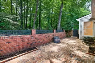 1855 Bedfordshire Ct, Decatur, GA 30033 - Photo 19