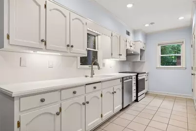 1855 Bedfordshire Court, Decatur, GA 30033 - Photo 13
