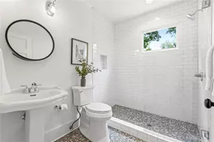 313 W Howard Ave, Decatur, GA 30030 - Photo 17