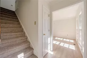 2424 Tammeron Dr S W, Marietta, GA 30064 - Photo 3