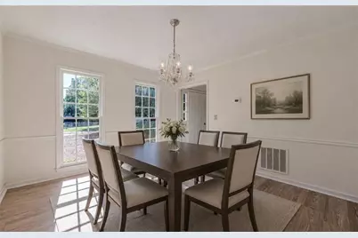 2424 Tammeron Drive SW, Marietta, GA 30064 - Photo 3