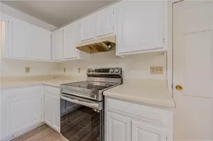 2424 Tammeron Dr S W, Marietta, GA 30064 - Photo 7