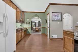 2058 Lakewood Circle, Grayson, GA 30017 - Photo 15