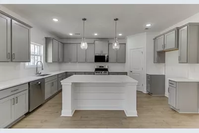 997 Lakeview, Commerce, GA 30529 - Photo 9