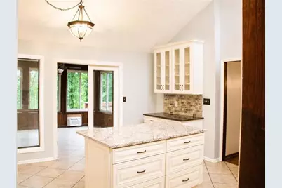 7930 Sweetwater Drive, Douglasville, GA 30135 - Photo 5