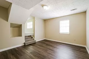 5255 Sugar Crest Dr, Buford, GA 30518 - Photo 5
