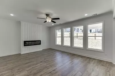 929 Lakeview, Commerce, GA 30529 - Photo 17