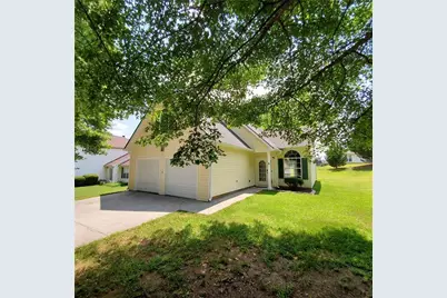 833 Kendall Park Drive, Winder, GA 30680 - Photo 1