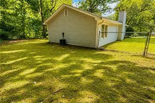 613 Windsor Dr SE, Conyers, GA 30094 - Photo 31