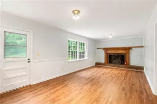 2458 Dunkerrin Ln, Atlanta, GA 30360 - Photo 23