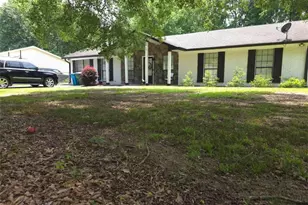 5563 Button Gwinnett Pl, Norcross, GA 30093 - Photo 3