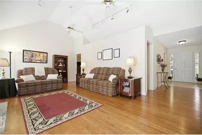 2840 Lake Court, Cumming, GA 30041 - Photo 37