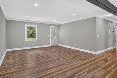 3661 Manhattan Drive, Decatur, GA 30034 - Photo 9