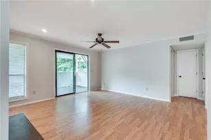 1004 Wynnes Ridge Cir SE, Marietta, GA 30067 - Photo 3