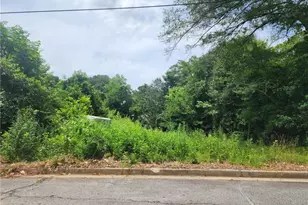2820 Lincoln Dr, Decatur, GA 30033 - Photo 1