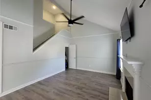 5980 Sherwood Trace, Lithonia, GA 30038 - Photo 3